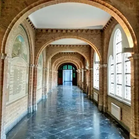 Pilgrim's Loft * Ypres